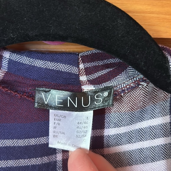 Venus navy white burgundy plaid soft light shirt, great fall layer - Picture 4 of 5